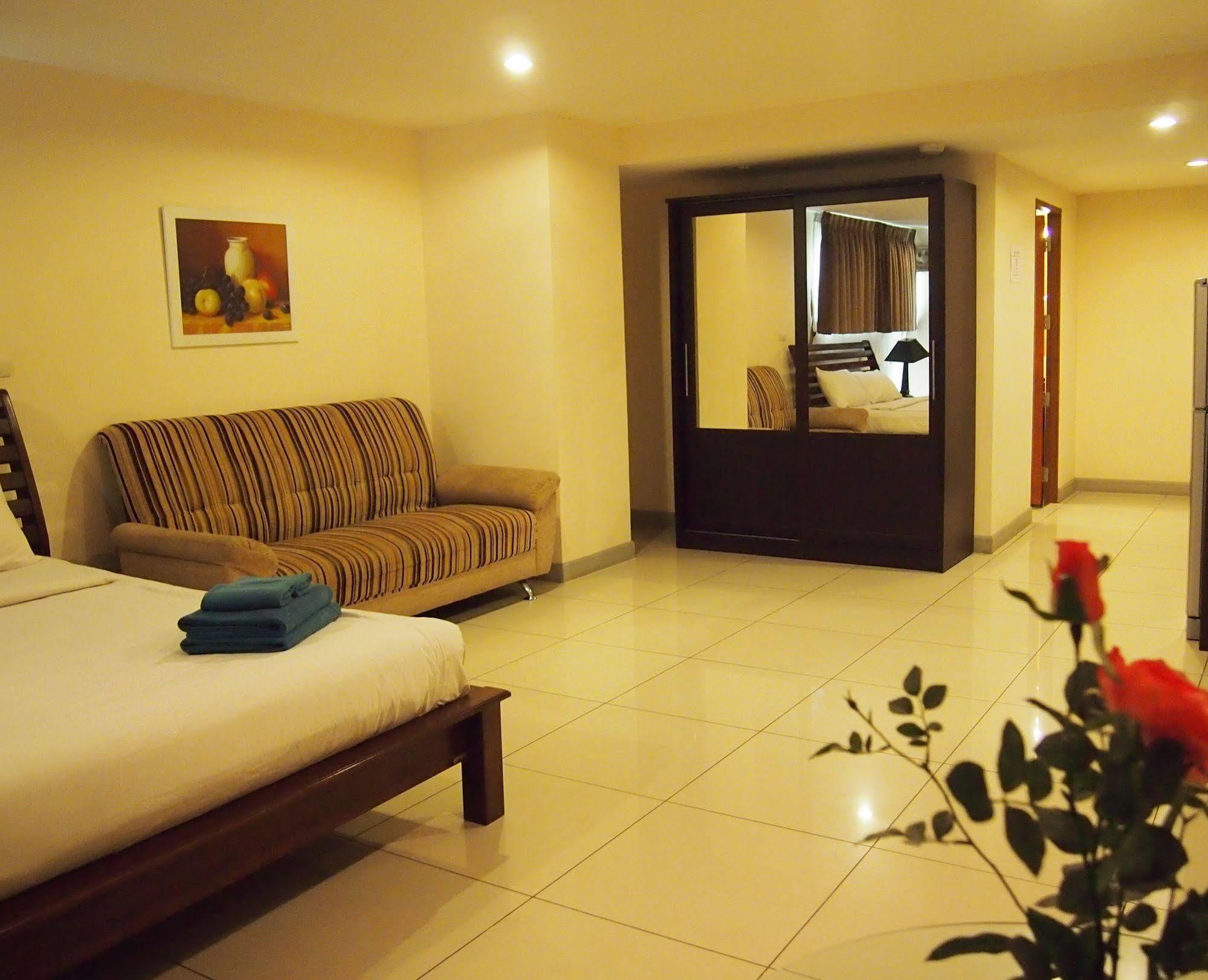 The Paradise Residence Condominum Pantai Jomtien Luaran gambar